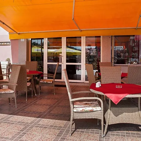 Family Gerdjika 3* Пловдив